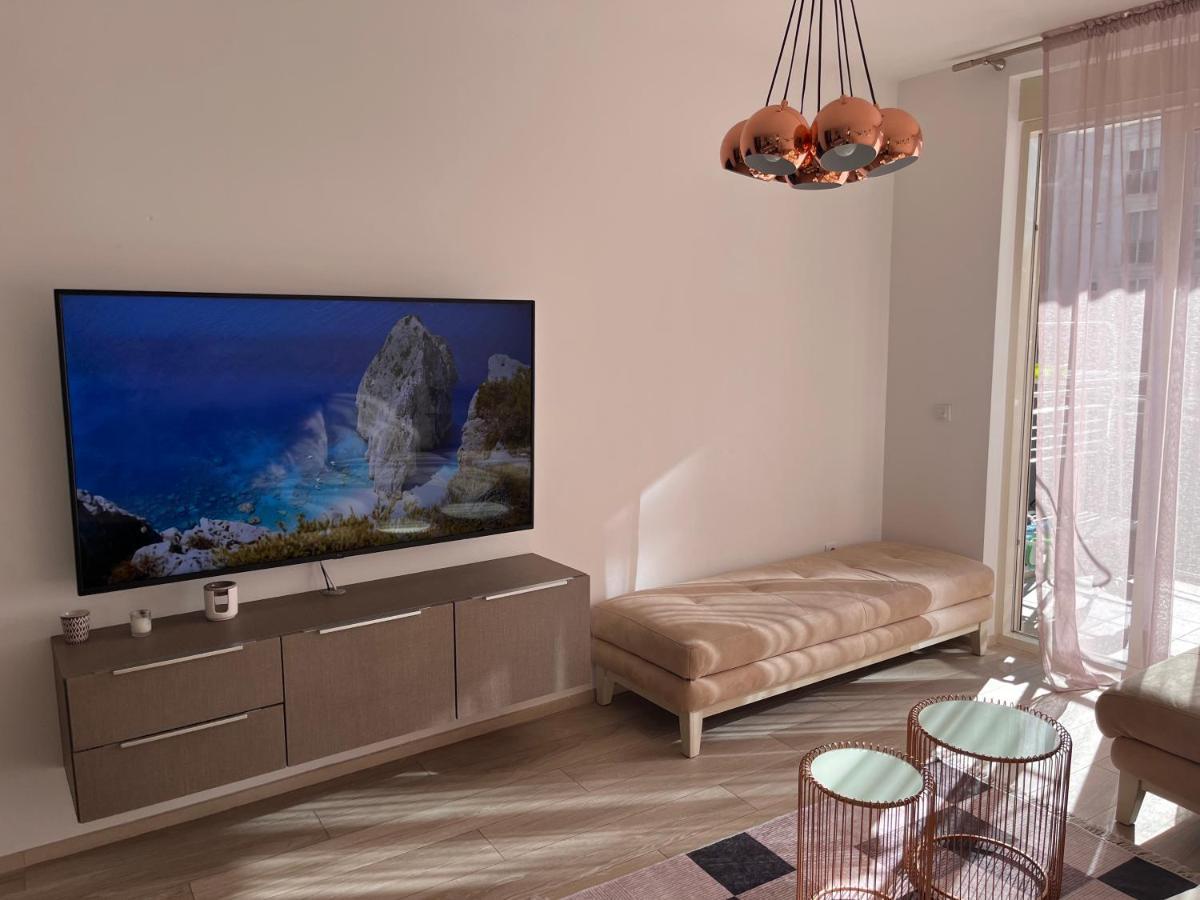 Atina Apartment, City Centre Budva ,Luxurious, Bright, Parking Esterno foto