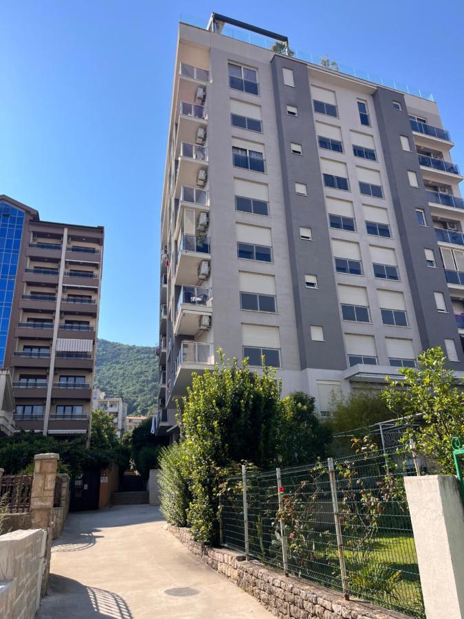 Atina Apartment, City Centre Budva ,Luxurious, Bright, Parking Esterno foto